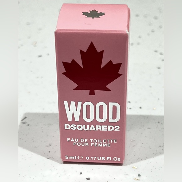 Dsquared2 Wood Pour Femme Eau De Toilette 5ml Miniature Perfume - Picture 2 of 6